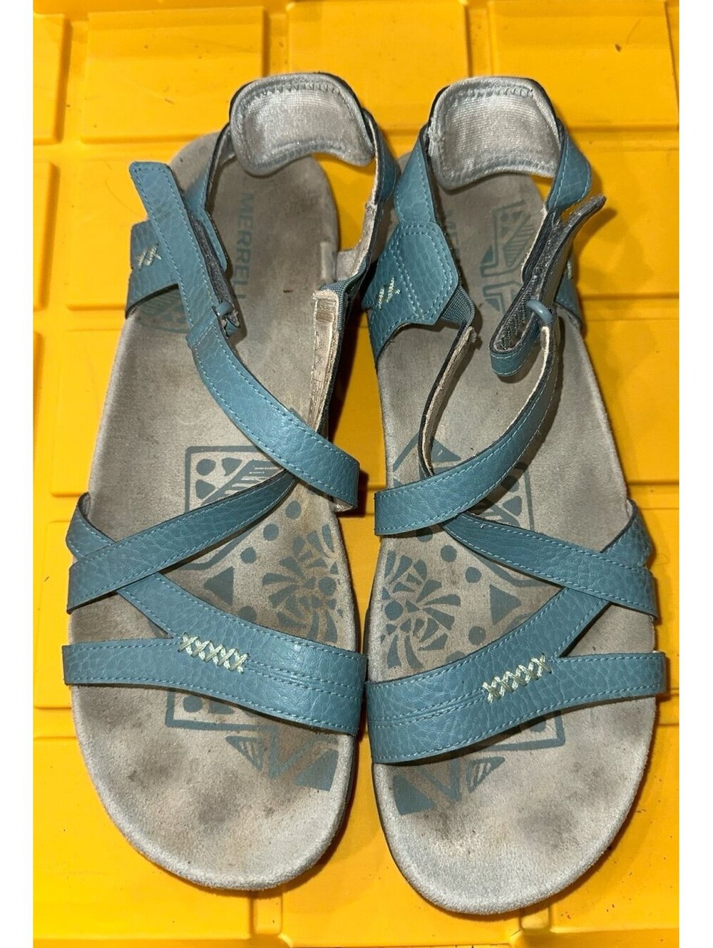 Merrell sandals women’s size 10